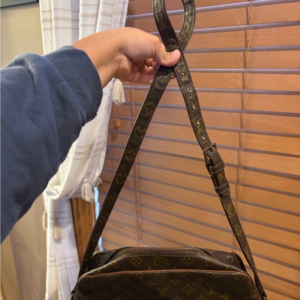VINTAGE Louis Vuitton Monogram Marceau GM - Picture 3 of 14